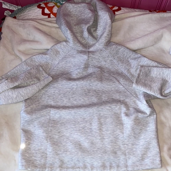 Lululemon AirWrap Hoodie *Emboss Wordmark - Picture 3 of 3
